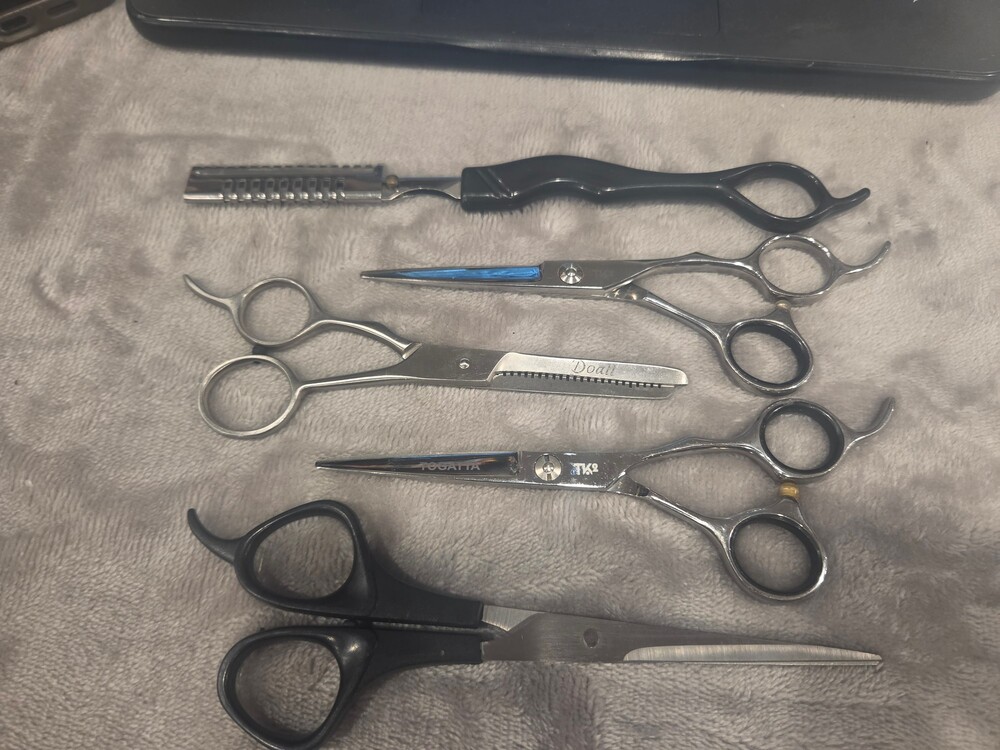 Doall , Togatta TK2 Hair Cutting Scissors Razor Comb Set of 5